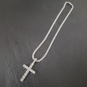 Elegant CZ Silver Cross Pendant And Necklace